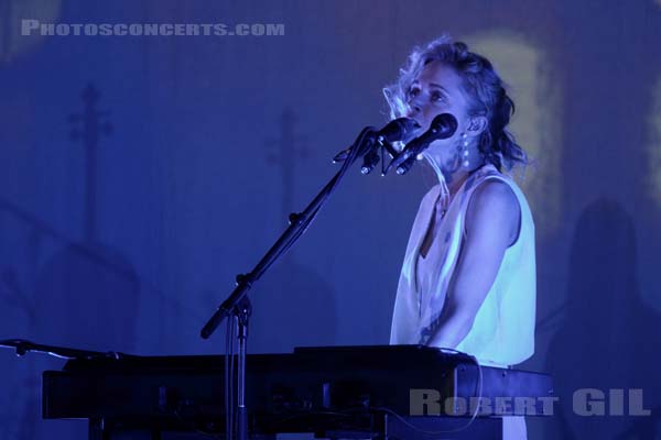 AGNES OBEL - 2017-05-14 - PARIS - Philharmonie de Paris 1 - 